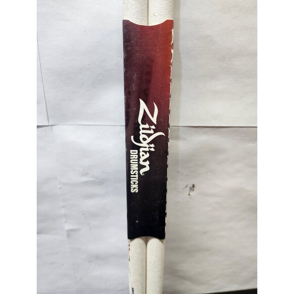 New Zildjian Travis Barker Artist Series  Drumsticks Bellagio Las Vegas Edition - Picture 6 of 10